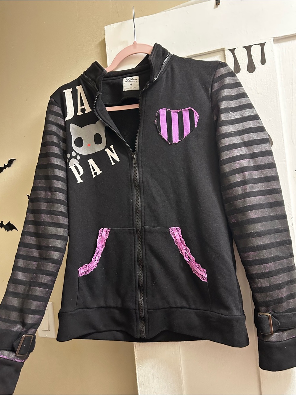 Lokisa brand JAPAN cat zip up sweater
